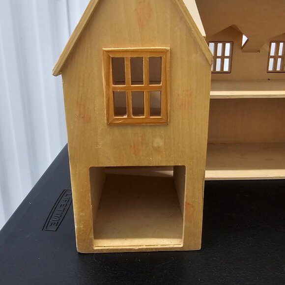 Melissa & Doug Wooden Fold And Go Doll House - Picture 5 of 14